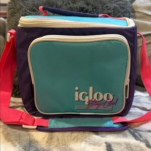 Igloo Aqua, Purple & Hot Pink Retro Insulated Lunch Cooler